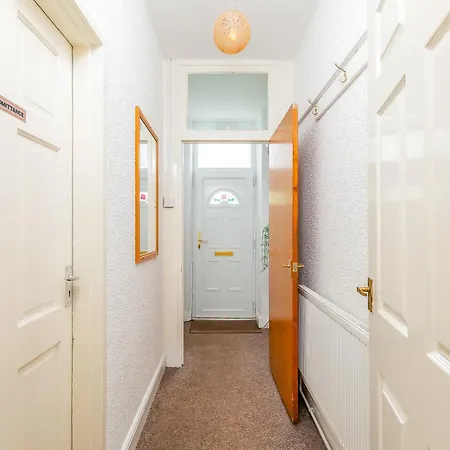 The View Spacious Apartment In Afan Forest Bike Park By Staystaycations Port Talbot Exterior photo